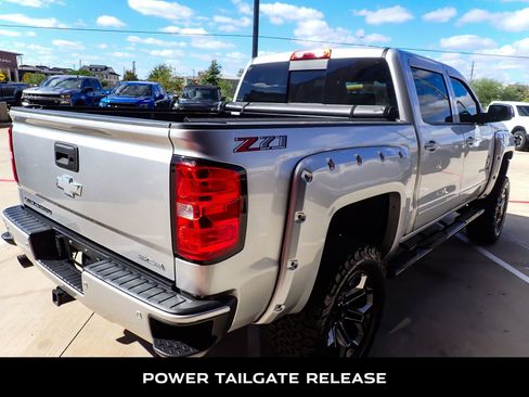 Used 2018 Chevrolet Silverado 1500 LT w/ All Star Edition image 9