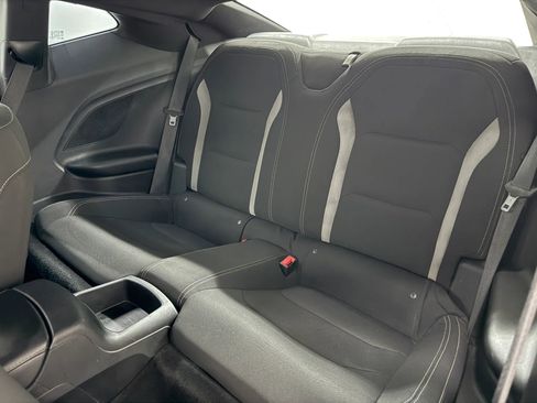 Used 2018 Chevrolet Camaro LT w/ Technology Package RWD image 13