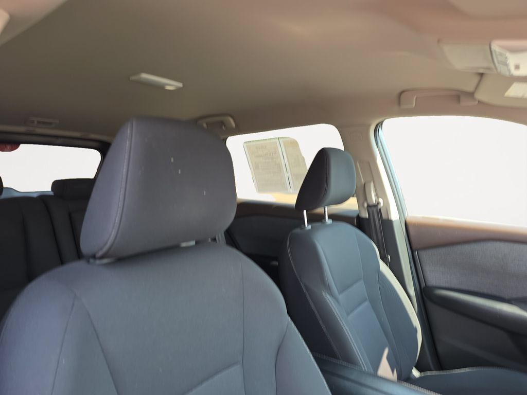 Used 2023 Nissan Rogue S AWD/4WD image 11