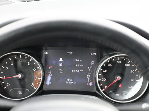 Used 2017 Jeep Compass Latitude w/ Popular Equipment Group AWD/4WD image 19