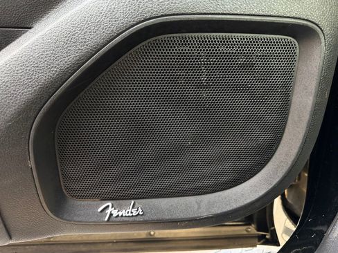 Used 2021 Nissan Titan Platinum Reserve w/ Moonroof Package image 33