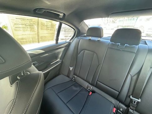 Used 2024 BMW 330i Sedan RWD image 12
