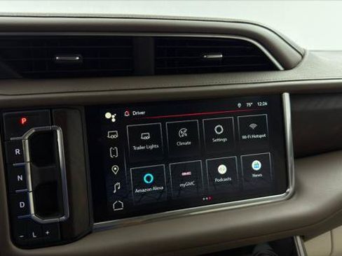 Used 2022 GMC Yukon XL Denali AWD/4WD image 33