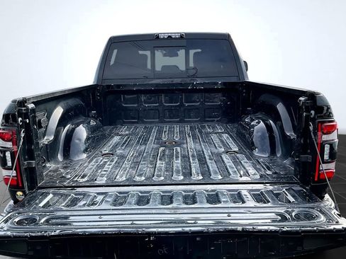 Used 2020 RAM 3500 Laramie image 19