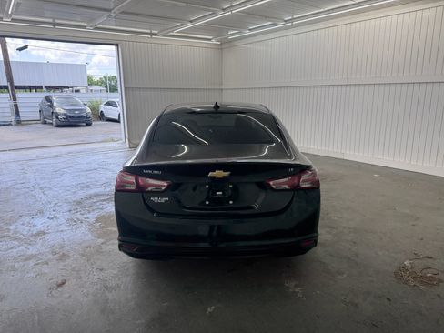 Used 2019 Chevrolet Malibu LT FWD image 6