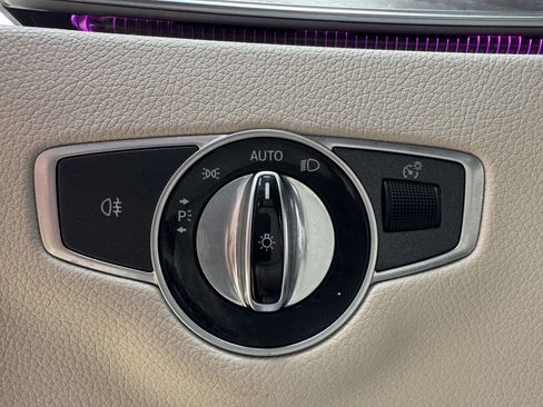 Used 2017 Mercedes-Benz E 300 image 44