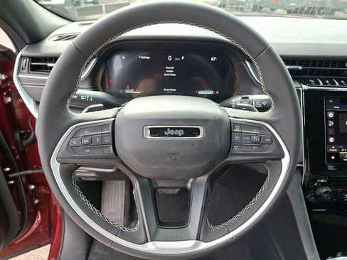 New 2026 Jeep Grand Cherokee L Laredo w/ MOPAR Finishing Package image 14