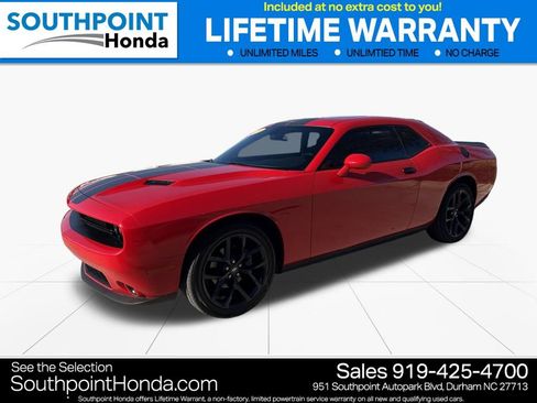 Used 2021 Dodge Challenger SXT w/ Blacktop Package image 3