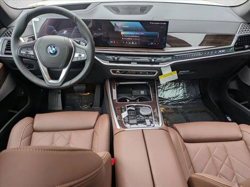 Used 2026 BMW X5 xDrive50e w/ Premium Package AWD/4WD image 16