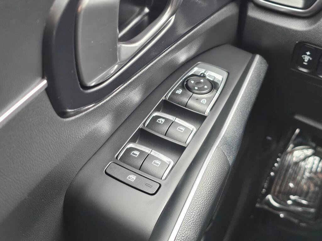 Used 2023 Kia Sorento LX AWD/4WD image 32
