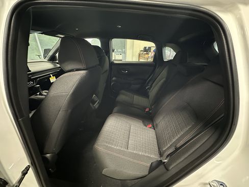 New 2026 Honda HR-V LX image 18