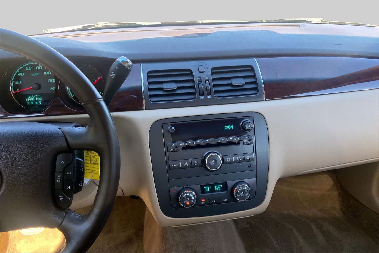 Used 2010 Buick Lucerne CXL FWD image 7