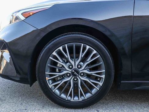 Used 2024 Kia Forte GT-Line image 11