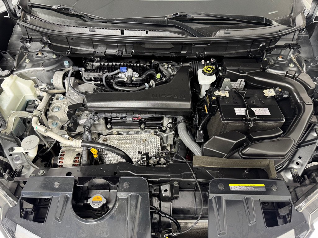Used 2018 Nissan Rogue SL AWD/4WD image 25