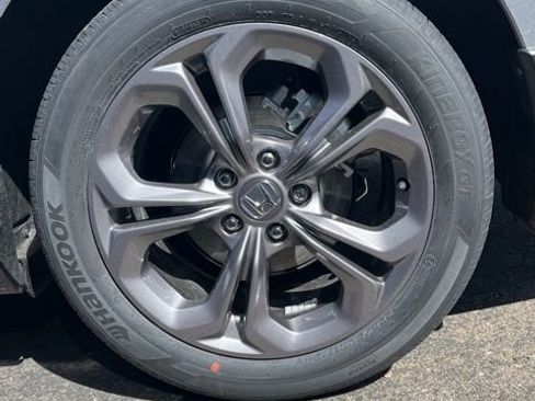 New 2025 Honda Accord EX-L image 9
