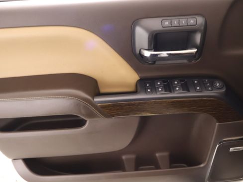 Used 2018 GMC Sierra 1500 Denali w/ Denali Ultimate Package image 17