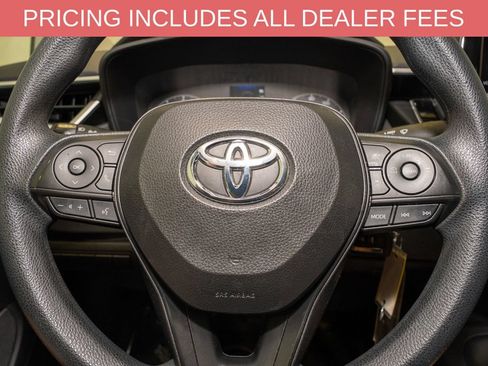 Used 2024 Toyota Corolla LE FWD image 17