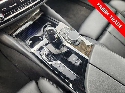 Used 2020 BMW 530i w/ Convenience Package RWD image 18