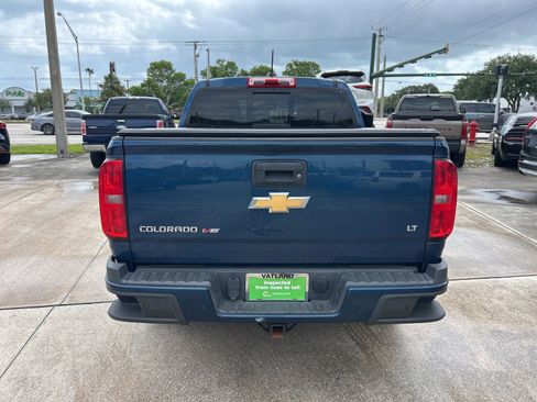 Used 2019 Chevrolet Colorado LT w/ LT Convenience Package RWD image 4