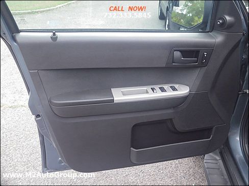 Used 2012 Ford Escape XLT image 17