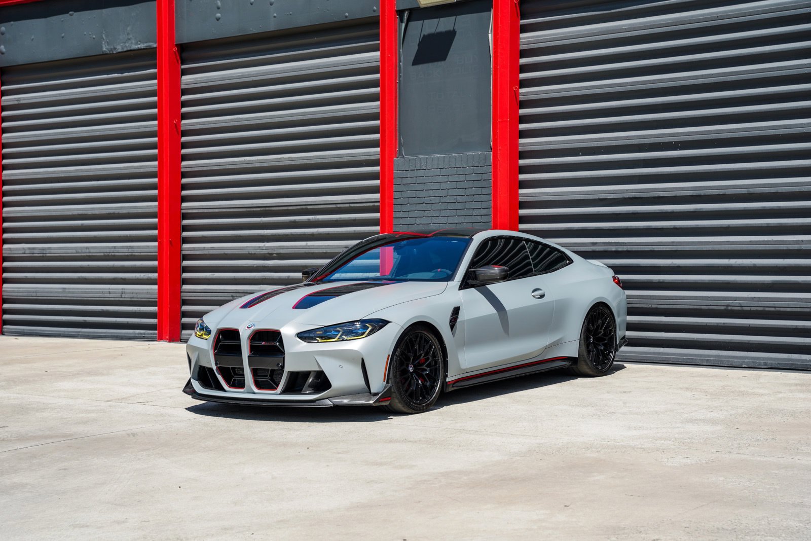 Used 2023 BMW M4 CSL RWD image 1