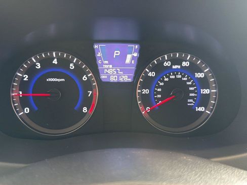 Used 2014 Hyundai Accent GLS FWD image 12