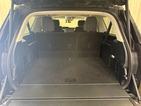 Used 2025 Ford Expedition Max Active AWD/4WD image 26
