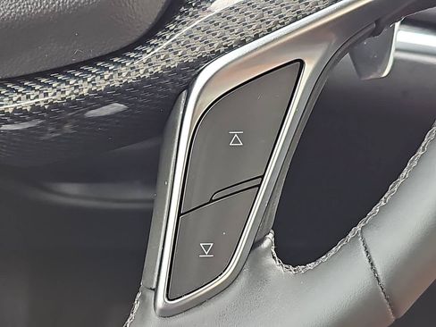 Certified 2025 Cadillac XT5 Sportv w/ LPO, Floor Liner Package AWD/4WD image 20