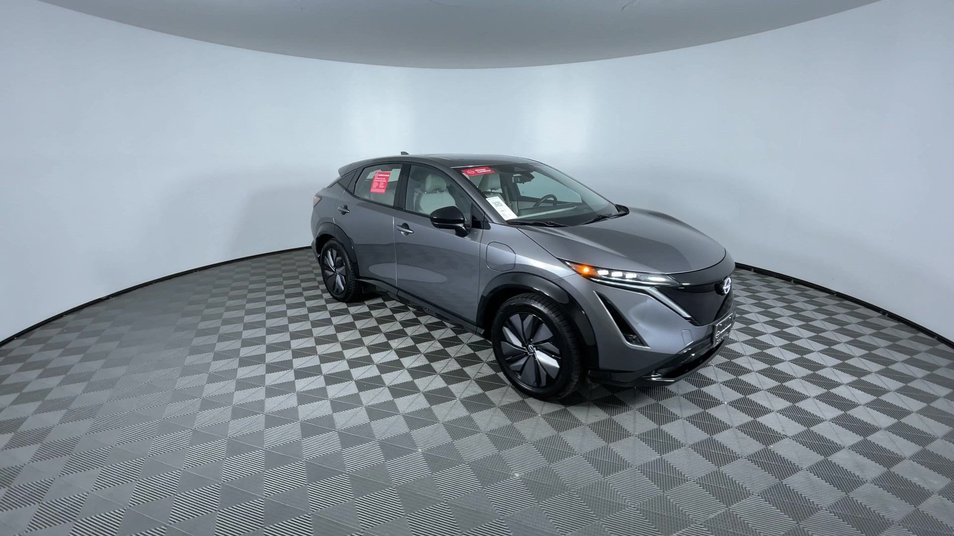 Certified 2024 Nissan Ariya AWD image 2