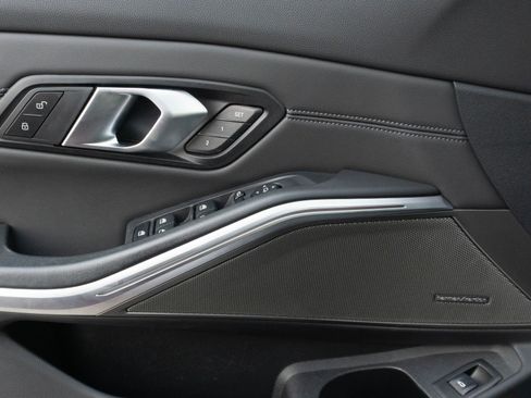 Used 2024 BMW M3 Competition w/ Executive Package image 13