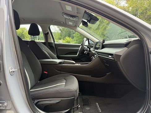 Used 2025 Hyundai Sonata SEL AWD/4WD image 22