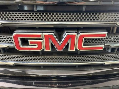 Used 2015 GMC Sierra 1500 SLT w/ All-Terrain Package AWD/4WD image 9