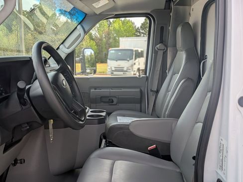 Used 2024 Ford E-350 and Econoline 350 Super Duty w/ Power Windows & Locks Group RWD image 16