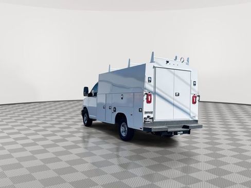 New 2025 Chevrolet Express 3500 w/ Power Convenience Package RWD image 8