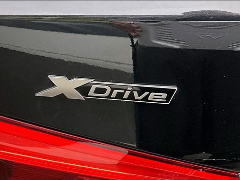 Used 2020 BMW M550i xDrive M550i xDrive w/ Executive Package image 32