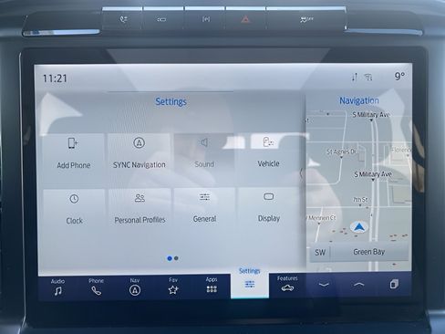 Used 2021 Ford F150 Lariat w/ Equipment Group 502A High image 26