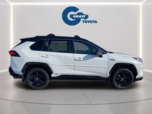 Used 2020 Toyota RAV4 XSE image 17