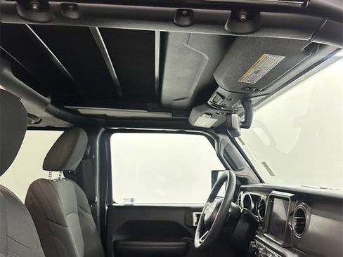 Used 2023 Jeep Wrangler Willys 4xe w/ Sun & Screen Package image 46