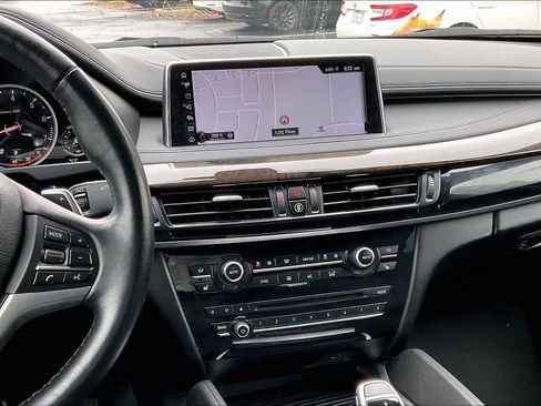 Used 2017 BMW X6 xDrive35i image 9