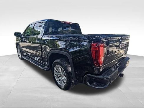 Used 2024 GMC Sierra 1500 Denali w/ Technology Package AWD/4WD image 3