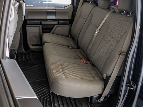 Used 2016 Ford F150 XLT w/ Equipment Group 302A Luxury image 38