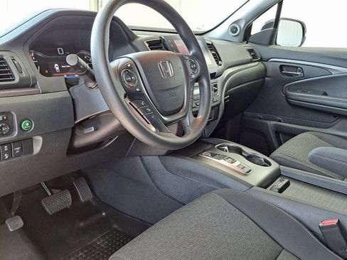 Used 2023 Honda Ridgeline Sport image 9