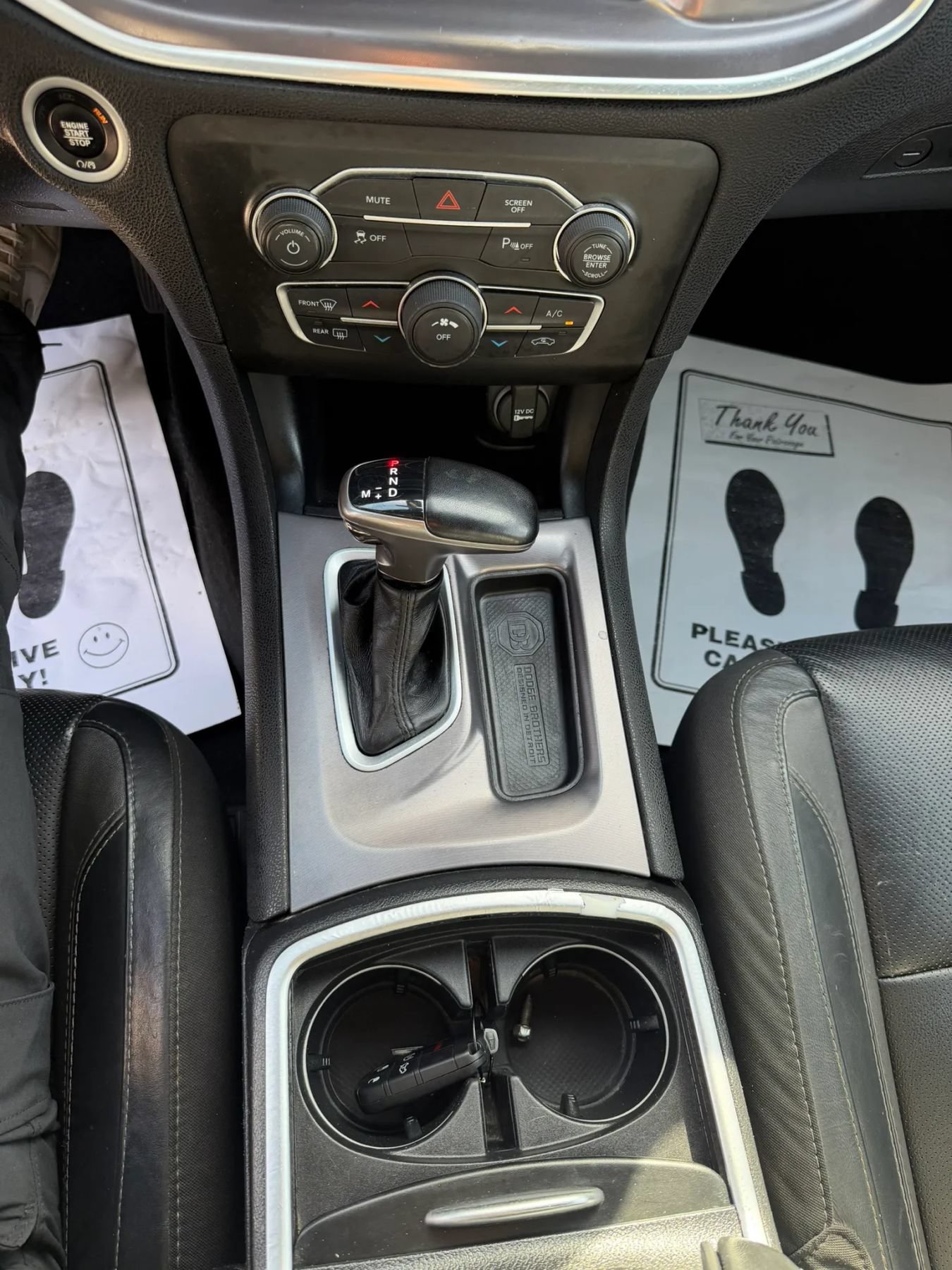 Used 2021 Dodge Charger SXT w/ Leather Interior Group RWD image 16