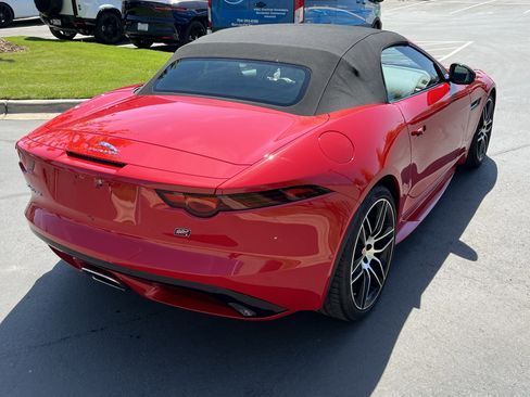 Used 2020 Jaguar F-TYPE Checkered Flag image 7