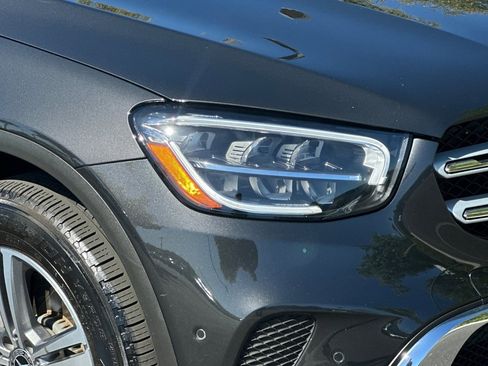 Used 2022 Mercedes-Benz GLC 300 image 10