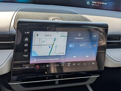 Used 2024 Lincoln Nautilus Reserve w/ Equipment Group 203A image 22