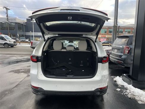 Certified 2025 MAZDA CX-90 3.3 Turbo w/ Preferred Package image 23