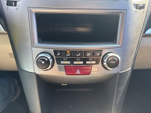 Used 2014 Subaru Outback 2.5i w/ Alloy Wheel Package image 18