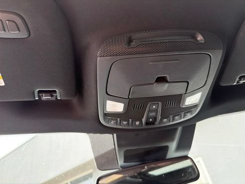 Used 2020 Ford Expedition Limited w/ Equipment Group 301A AWD/4WD image 24