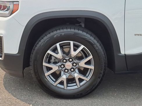 Certified 2023 GMC Acadia SLT w/ Technology Package FWD image 31
